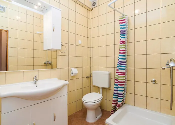 Three-bedroom In Posedarje