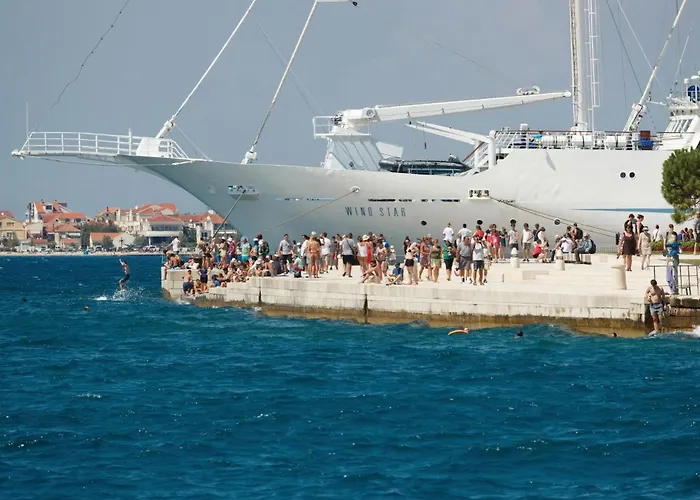 Three-bedroom In Posedarje