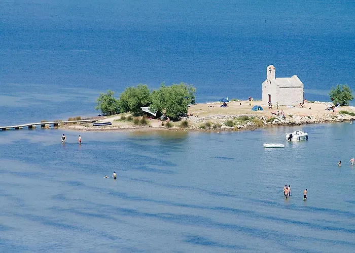 Three-bedroom In * Posedarje