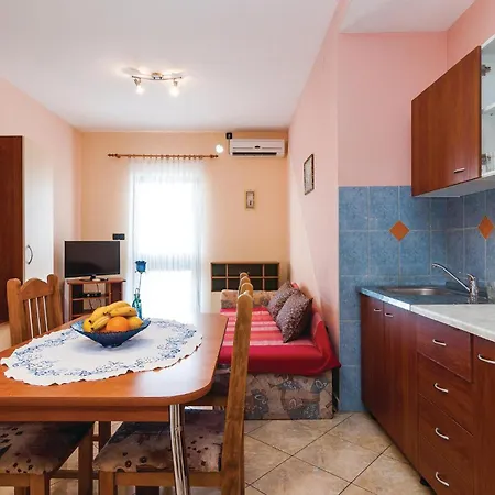 Amazing In With Kitchen * Posedarje