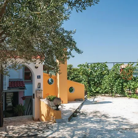 Amazing In With Kitchen Apartamento