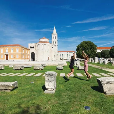 Fantastico Appartamento A Posedarje *